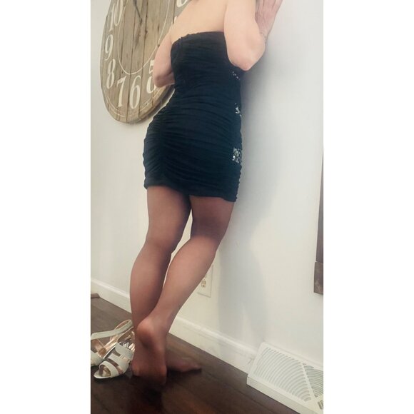 Strapless Black Ruched Mini Dress Women Sequins Size M Speechless Partywear - Picture 10 of 16